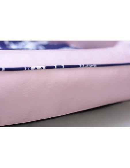 CAZO - מיטה מעוצבת מכותנה לחיית מחמד מקולקצית Shine Pink
